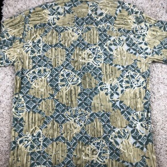 Paradise Coves Button Down Camp Shirt Hawaiian Tiki Floral Print Silk XL Casual - Picture 7 of 7